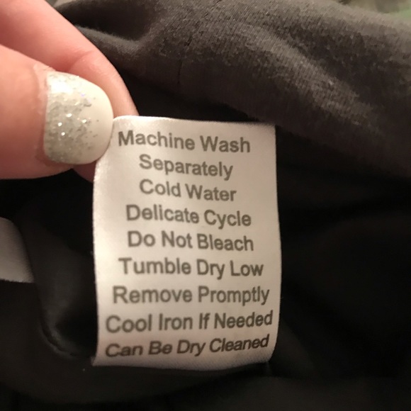 🔥CABI SKIRT🔥 - Picture 6 of 6